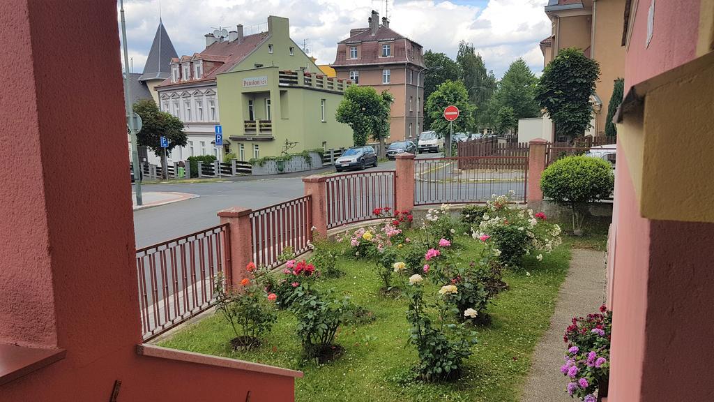 Villa Serena Karlovy Vary Exterior photo